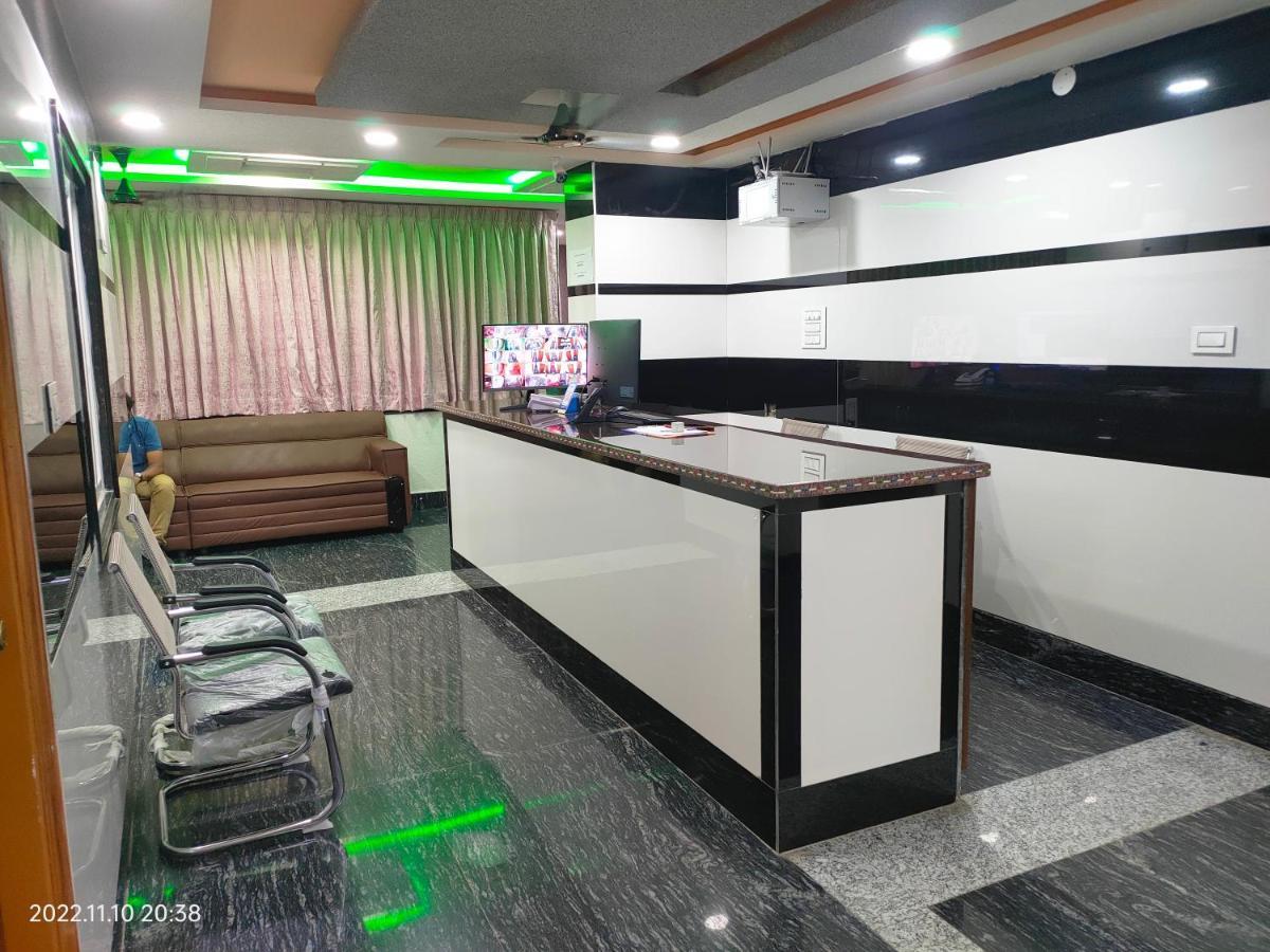 Hotel New Maruthi Inn, Lb Nagar Hyderabad Esterno foto