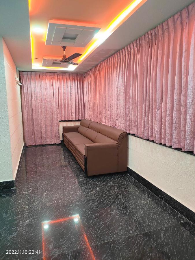 Hotel New Maruthi Inn, Lb Nagar Hyderabad Esterno foto